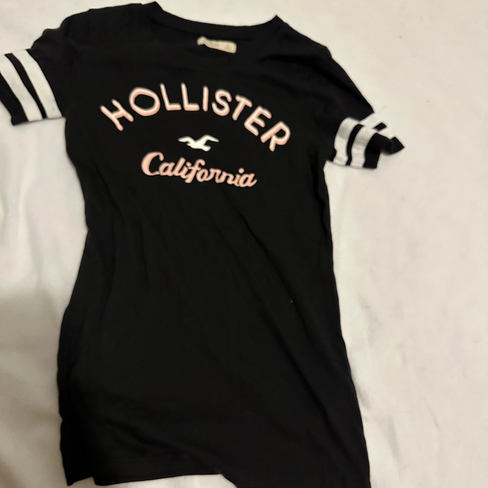 Hollister shirt